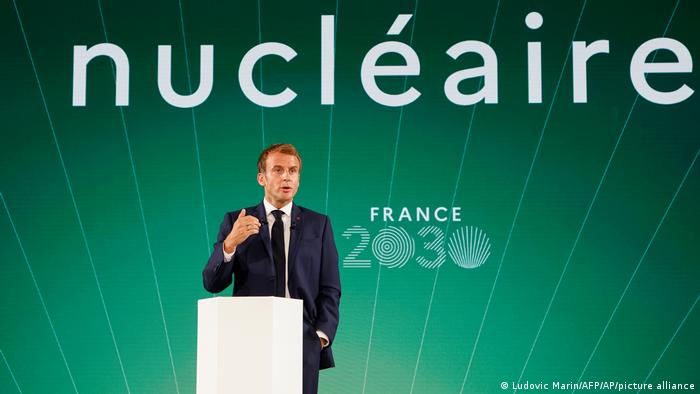 Macron anuncia construção de reatores nucleares