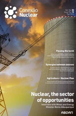 10ª edição da revista Conexão Nuclear disponível em inglês