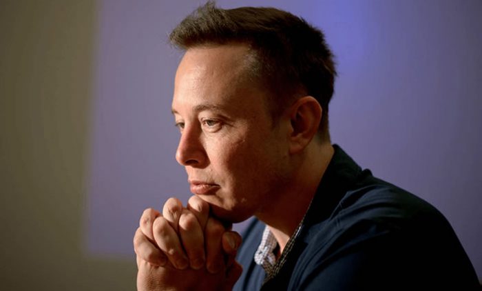 Musk quer carro autônomo nas ruas até o final do ano e diz ser favorável à energia nuclear