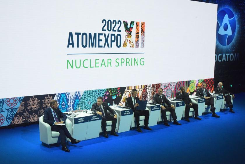 ATOMEXPO: Rússia assina mais de 50 acordos relacionados à energia nuclear em dois dias